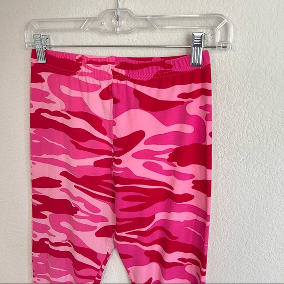 Fashion Nova Pink Basic Camouflage Leggings - Picture 3 of 7